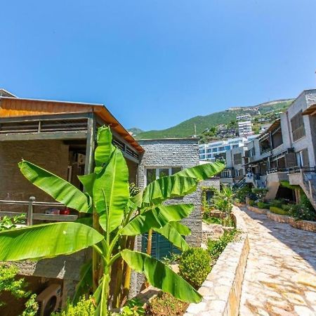Vila Rina At Aquamarine Residence Vlorë Extérieur photo
