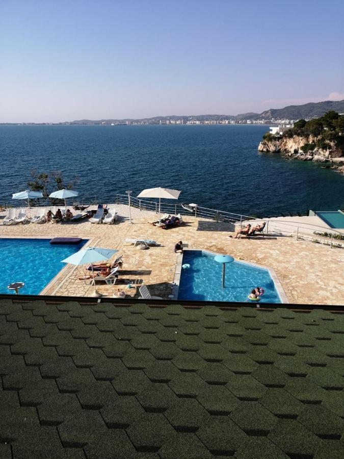Vila Rina At Aquamarine Residence Vlorë Extérieur photo