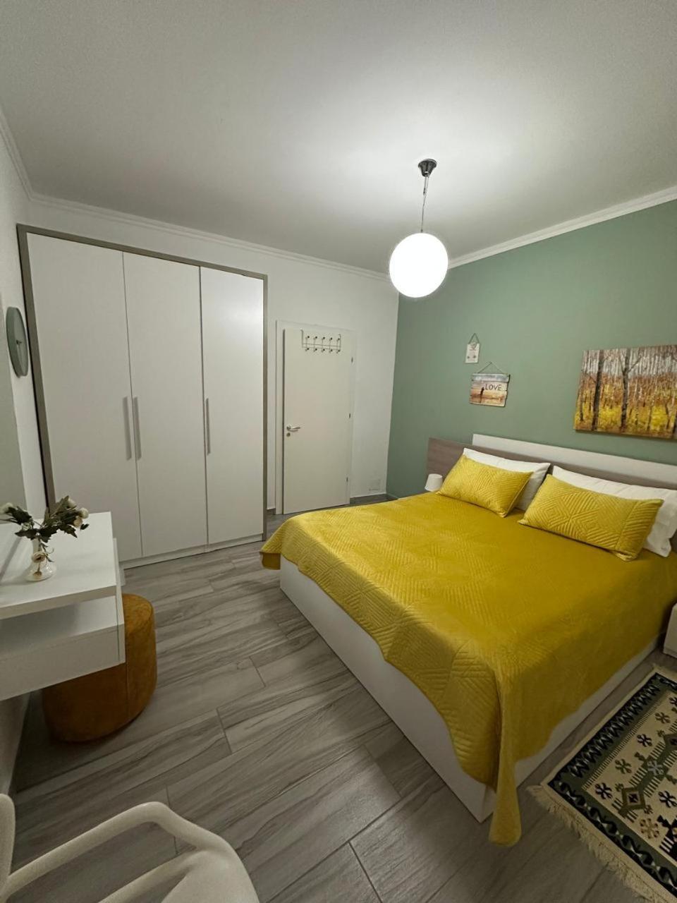 Vila Rina At Aquamarine Residence Vlorë Extérieur photo
